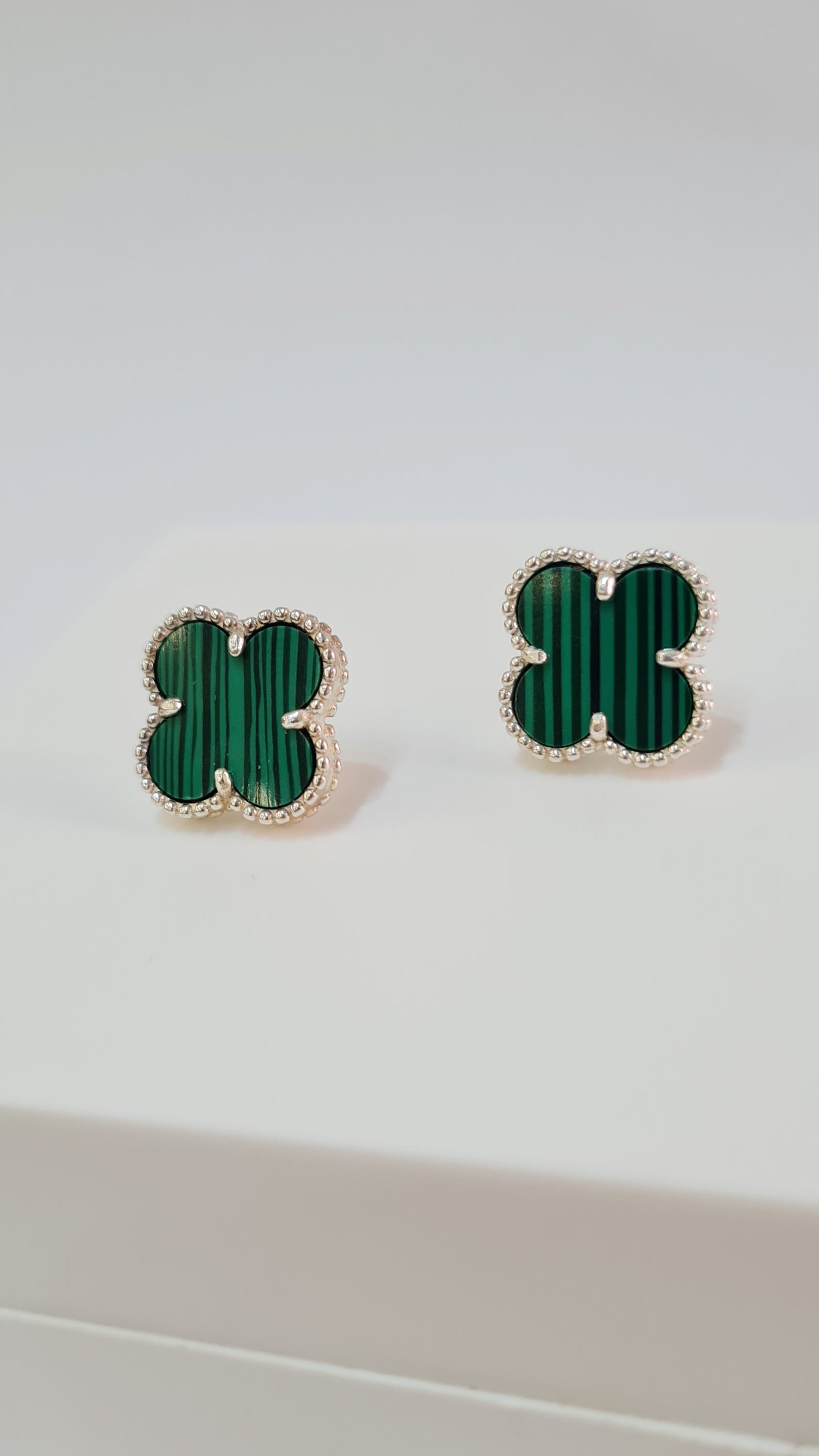 Brinco Trevo em Prata 925