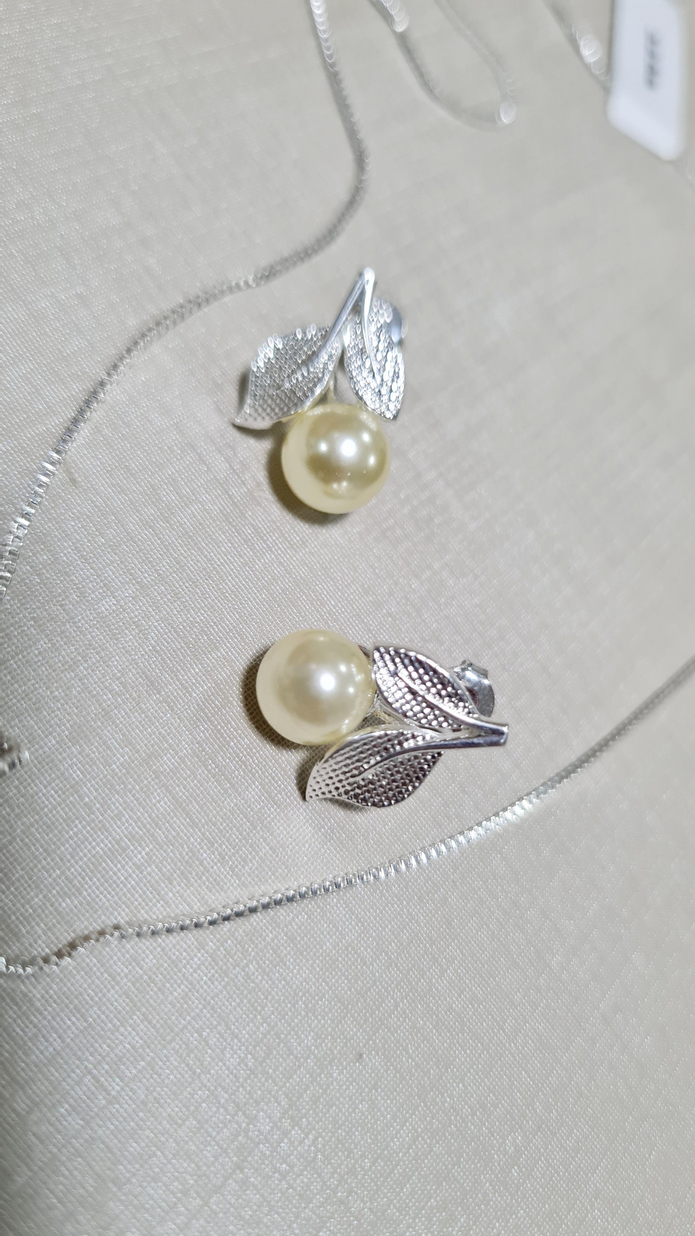 Conjunto Pérola com Folhas