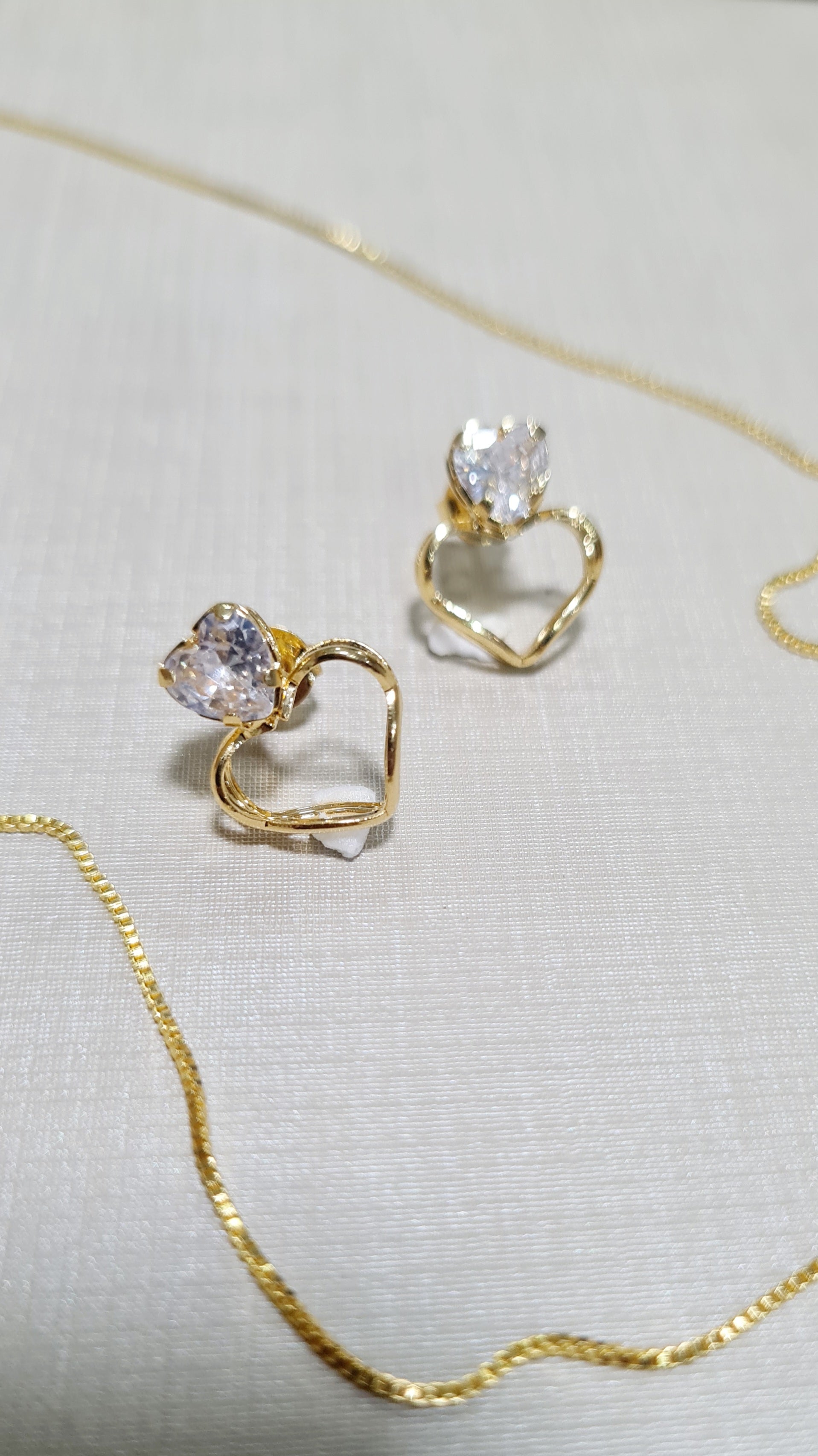 Conjunto Coração Vazado com Zircônia