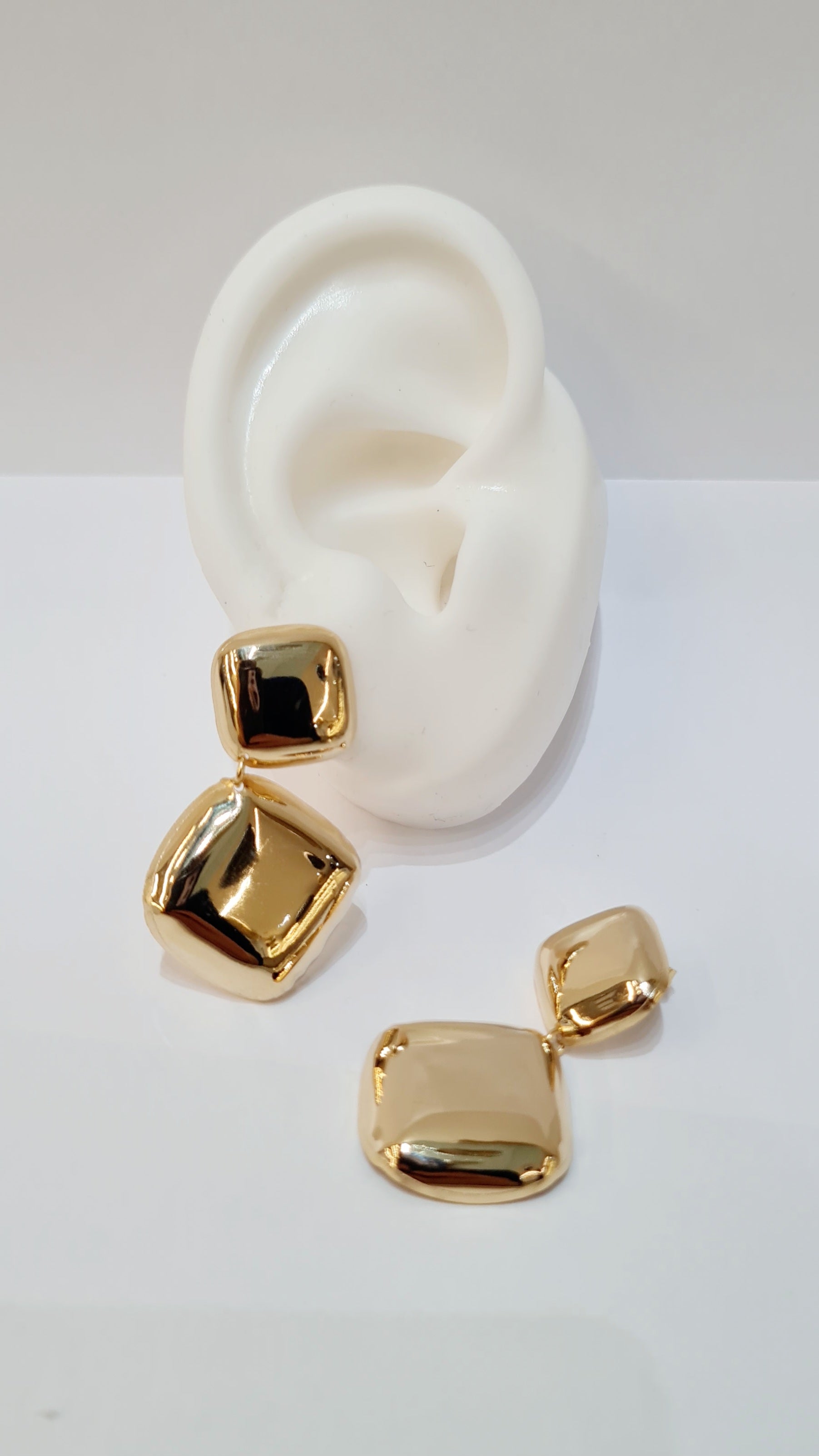 Brinco Quadrado Duplo