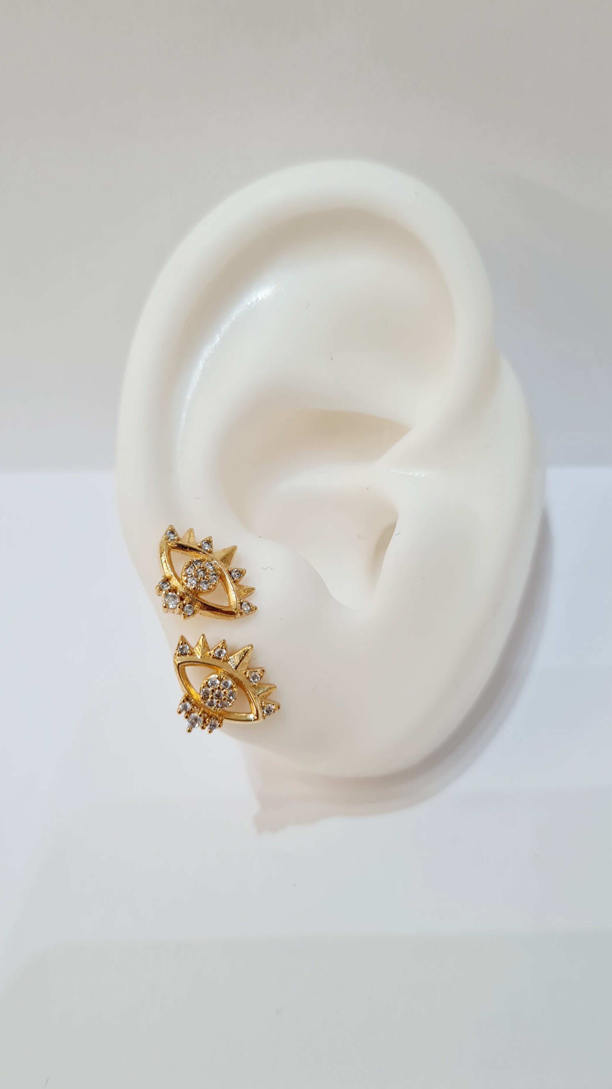 Brinco Olho Grego com Zircônias