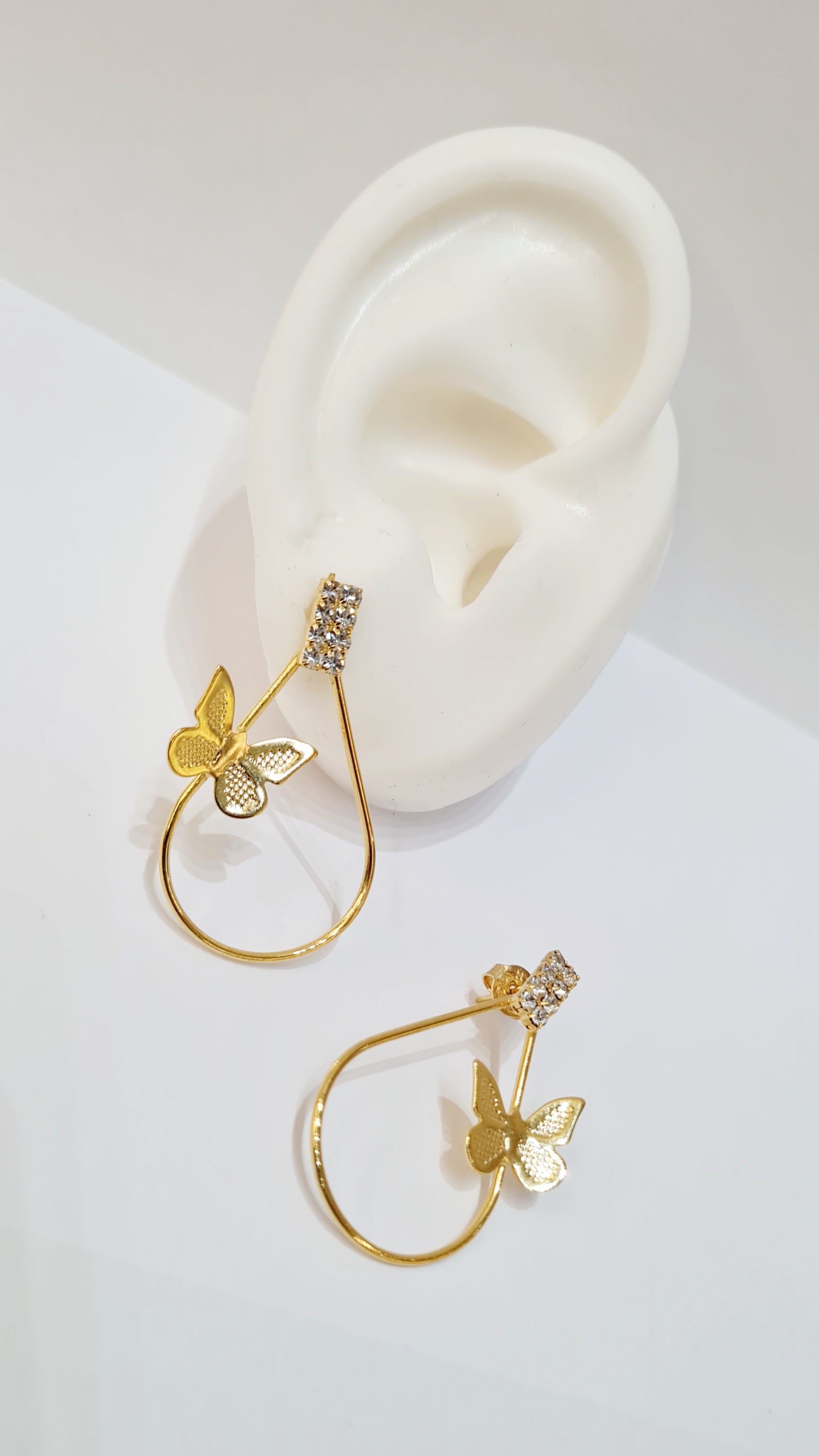 Brinco Gota com Borboleta