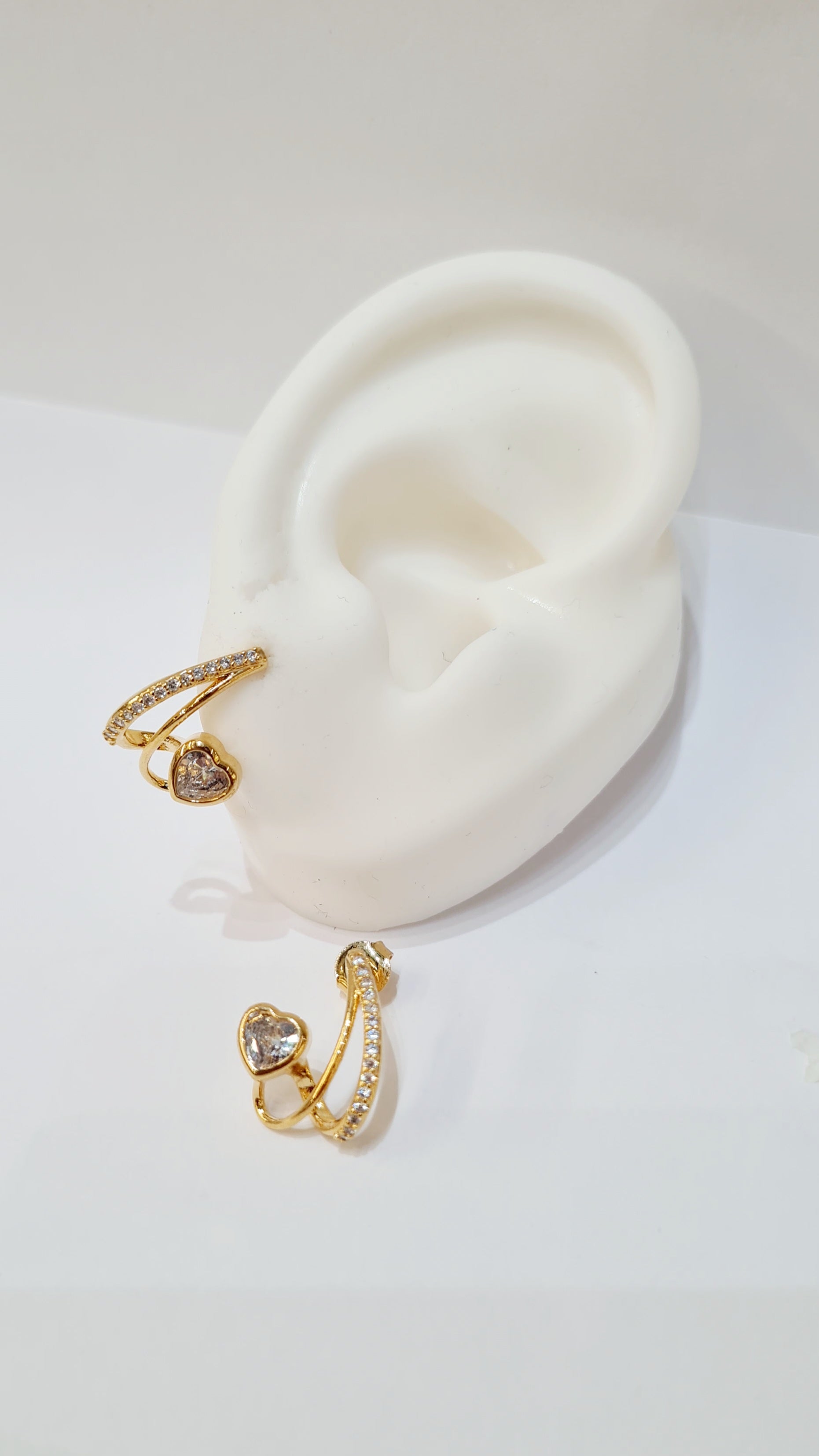 Brinco Coração com Zircônia