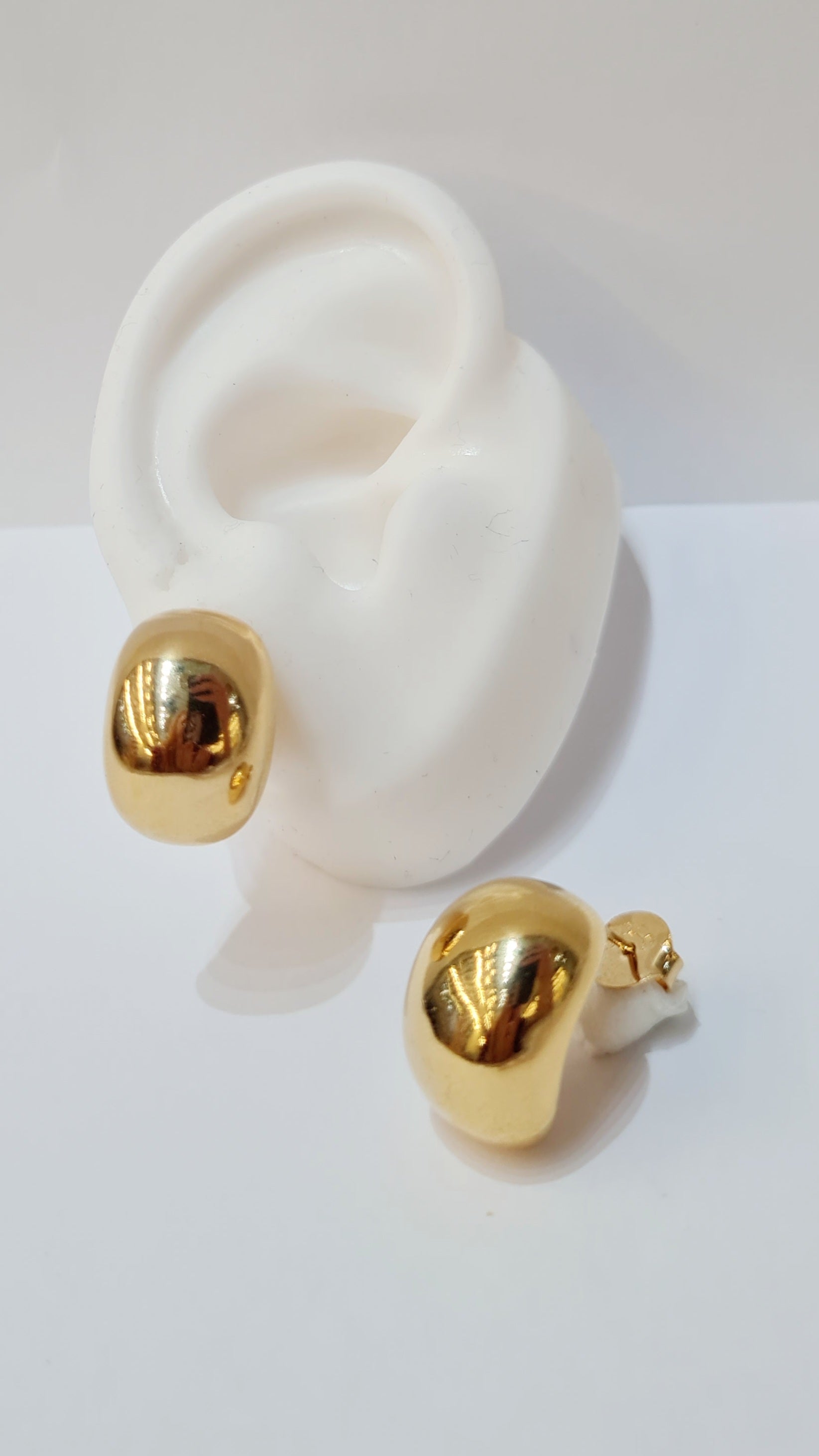 Brinco Meia Argola Grossa