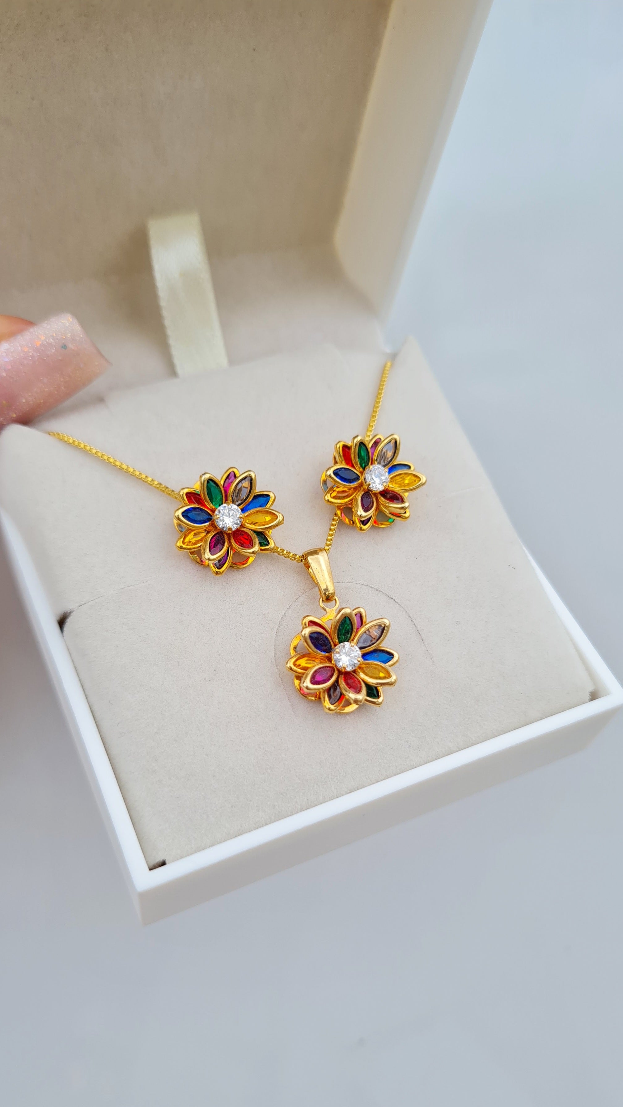 Conjunto Flor Colorida