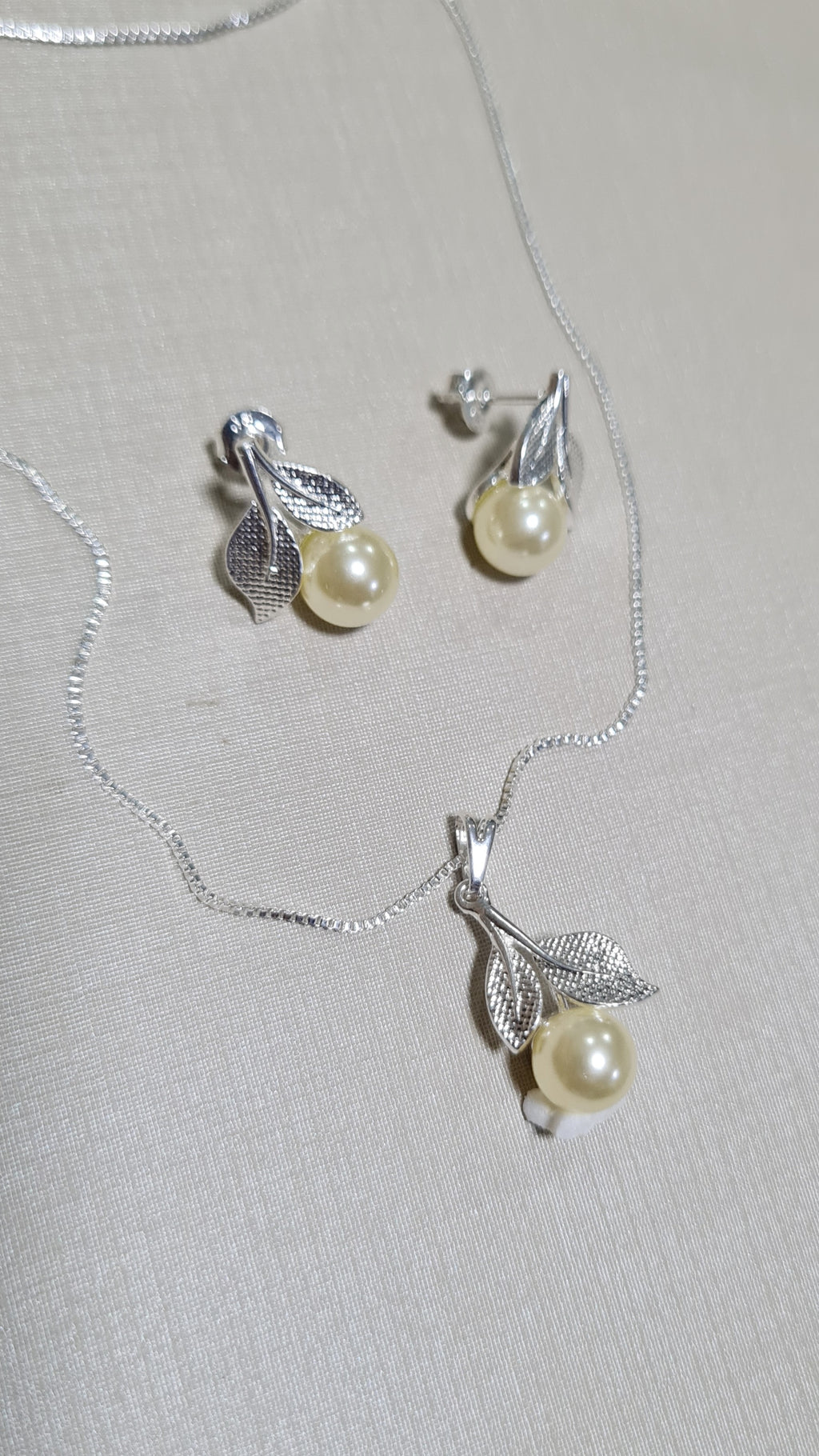 Conjunto Pérola com Folhas