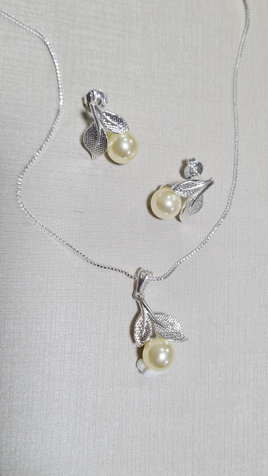 Conjunto Pérola com Folhas