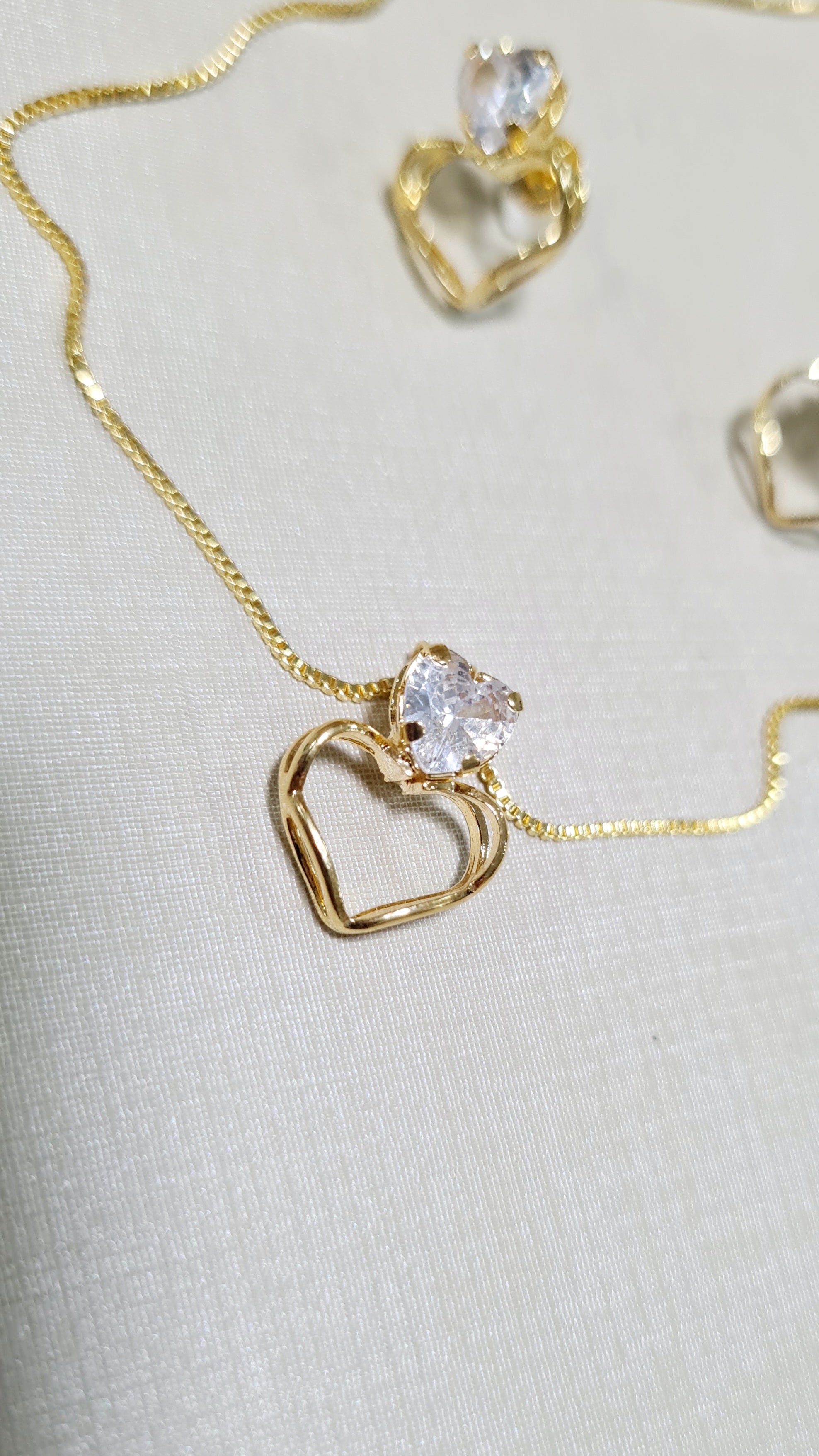 Conjunto Coração Vazado com Zircônia