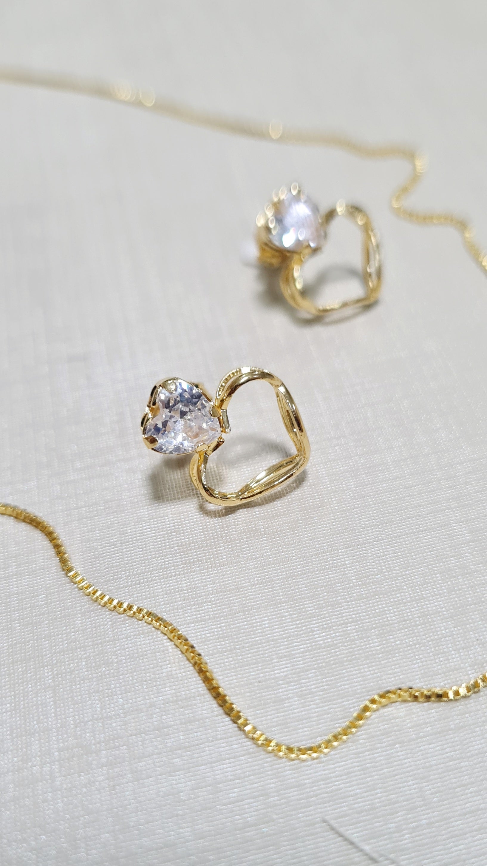 Conjunto Coração Vazado com Zircônia