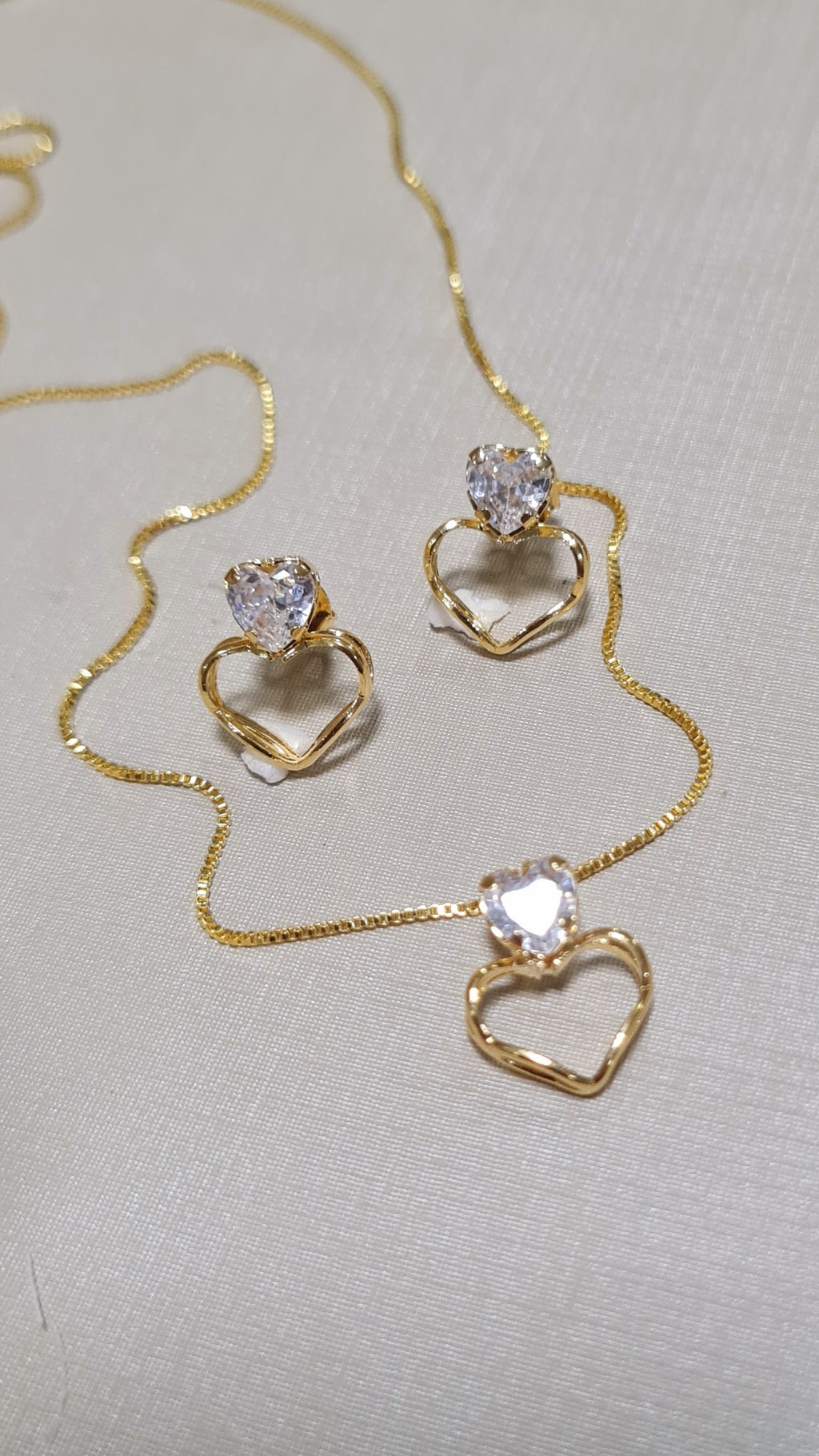 Conjunto Coração Vazado com Zircônia