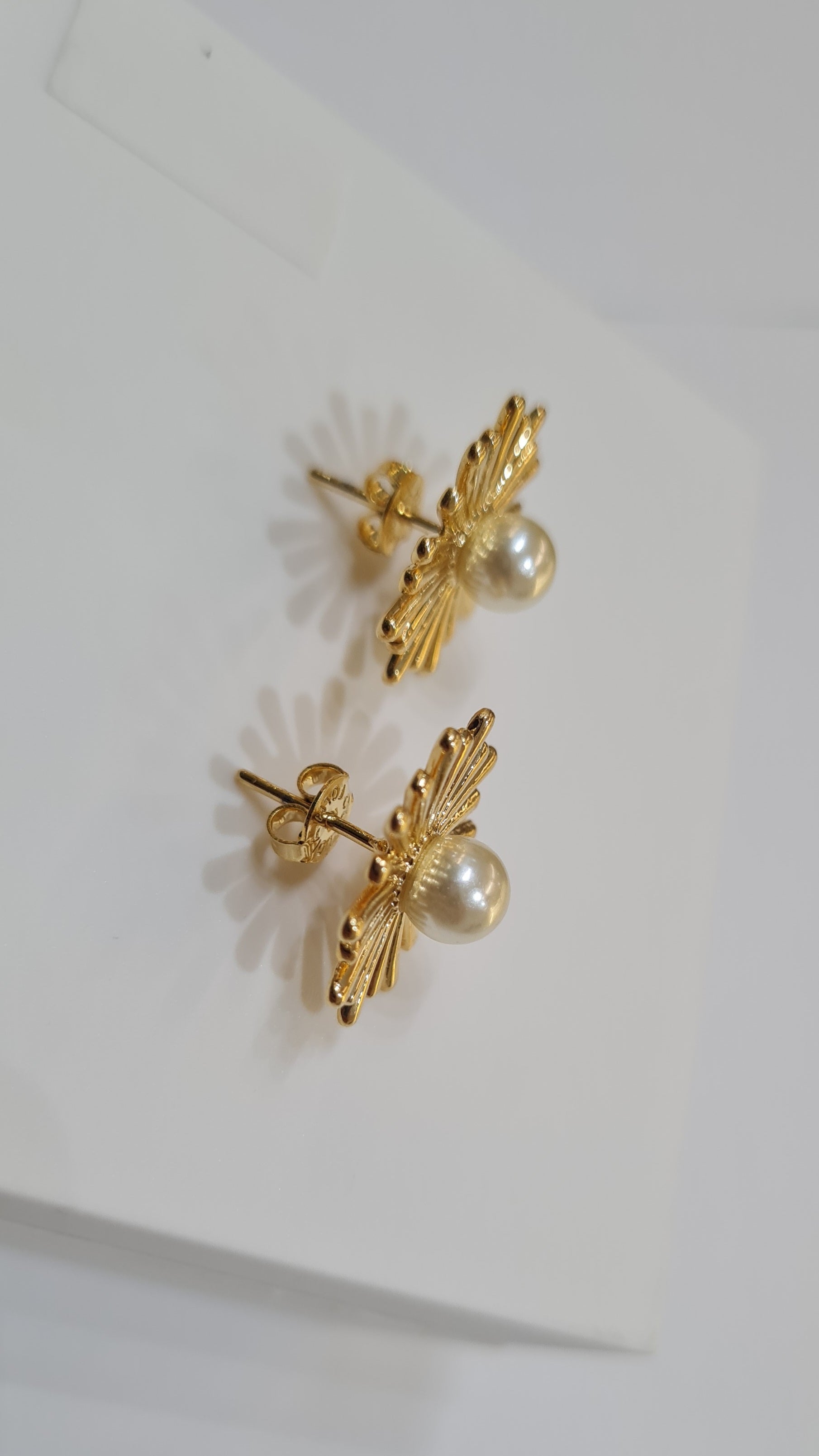 Brinco Flor do Sol com Pérola