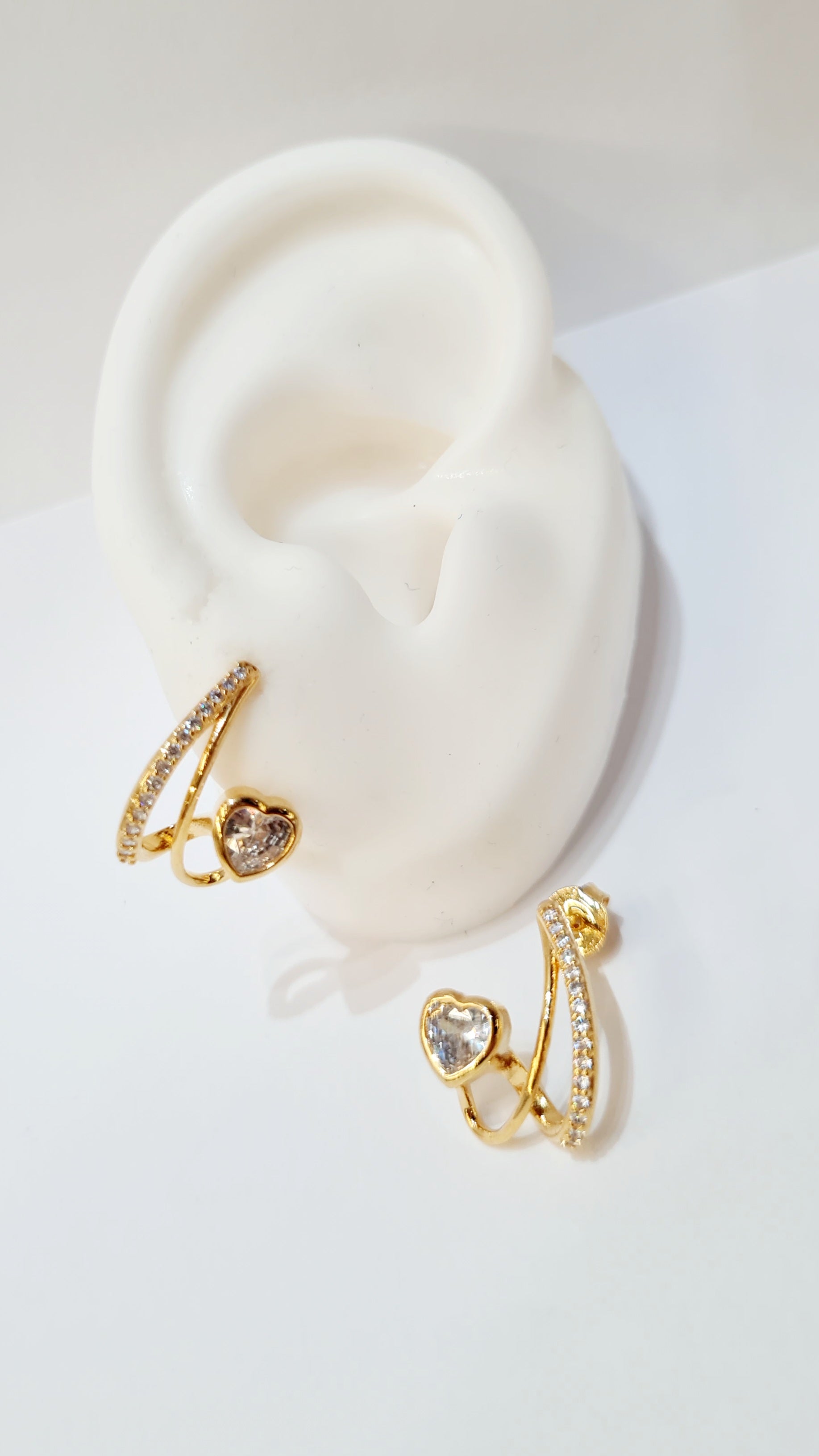 Brinco Coração com Zircônia