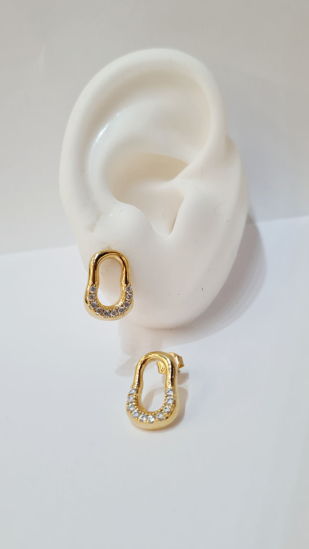 Brinco Organico Cravejado