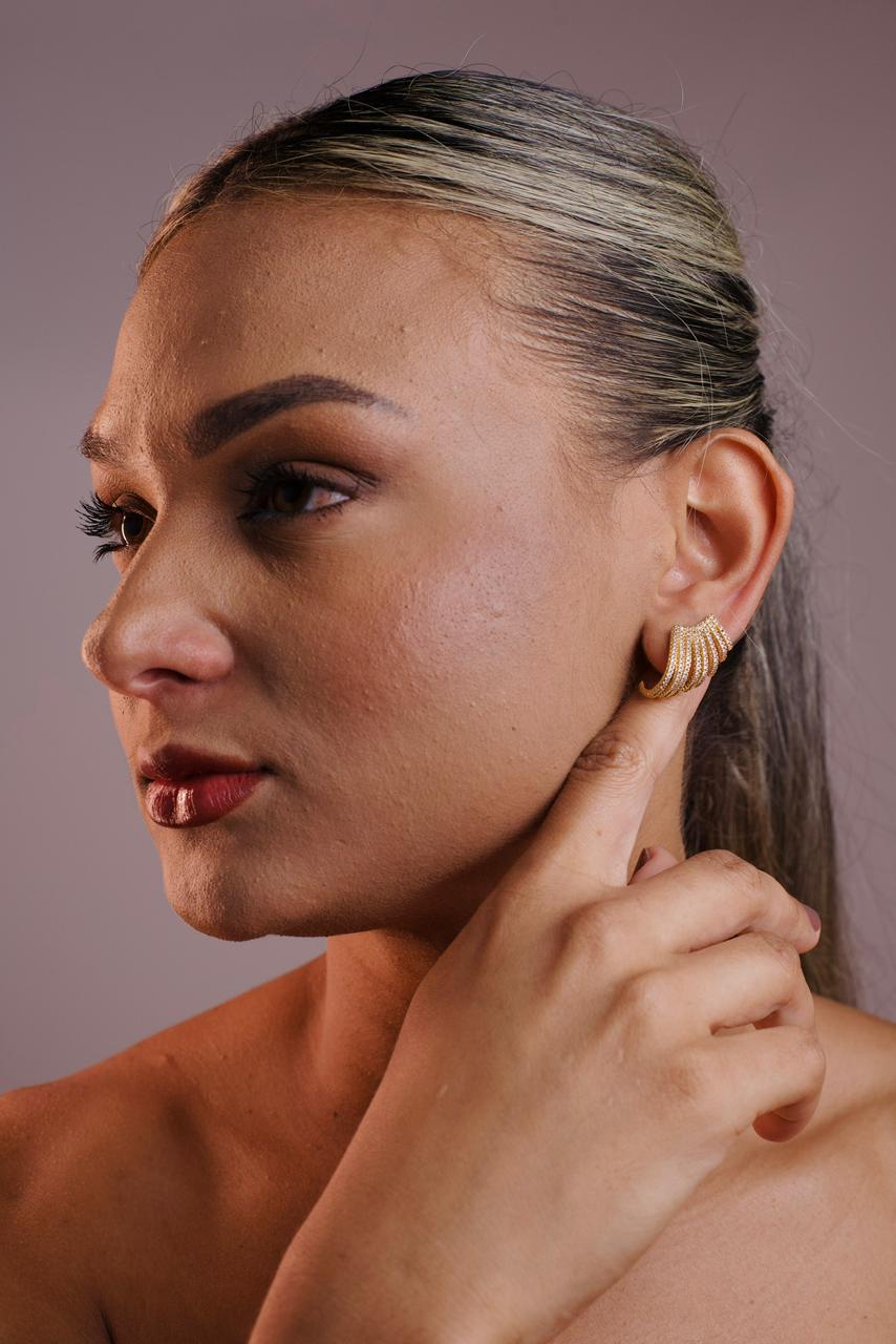 Brinco Semi-Joia Banhado a Ouro 18k – Antialérgico