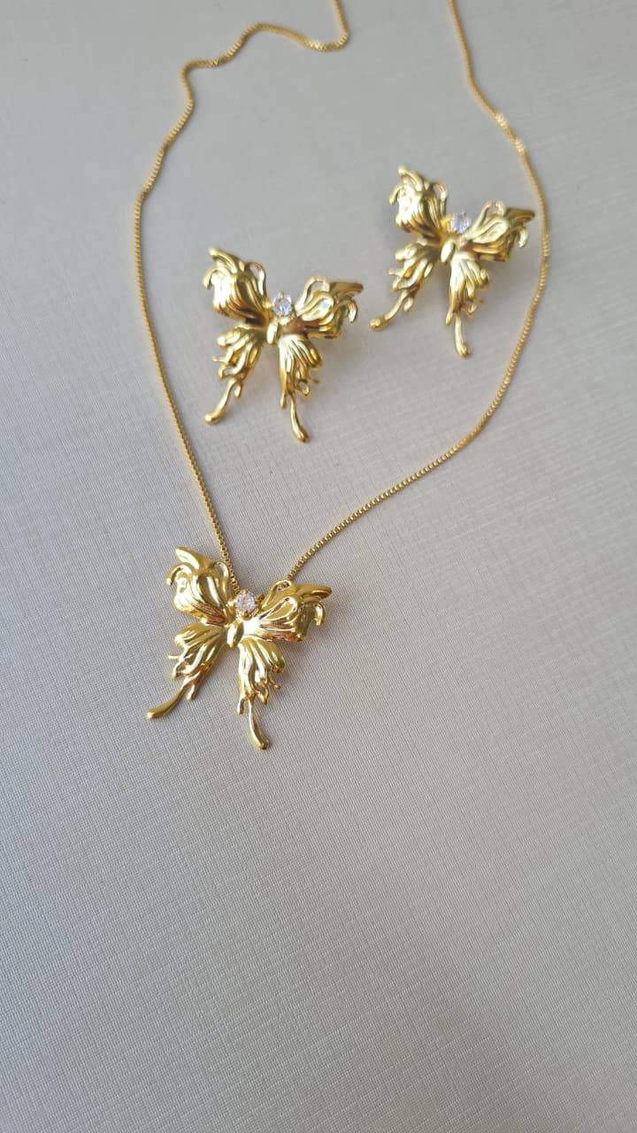 Conjunto Borboleta Realista Semijoia