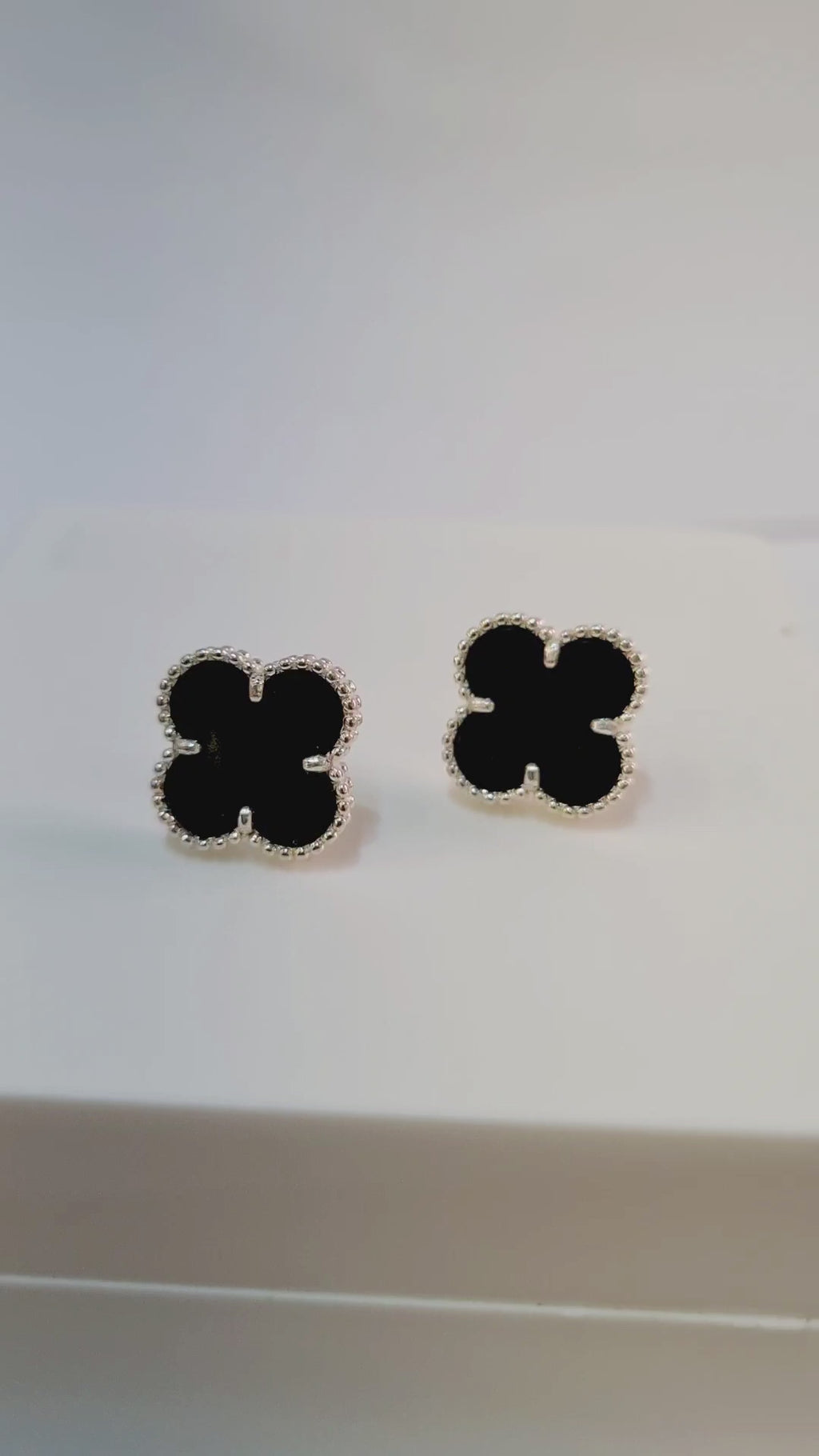 Brinco Trevo em Prata 925