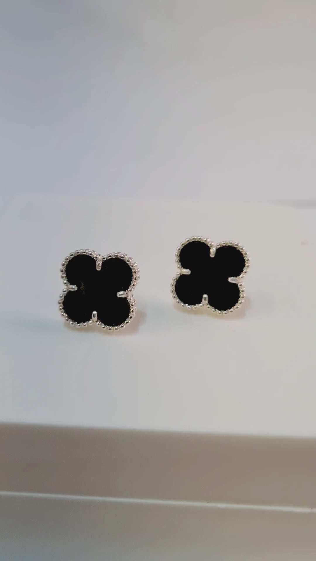 Brinco Trevo em Prata 925