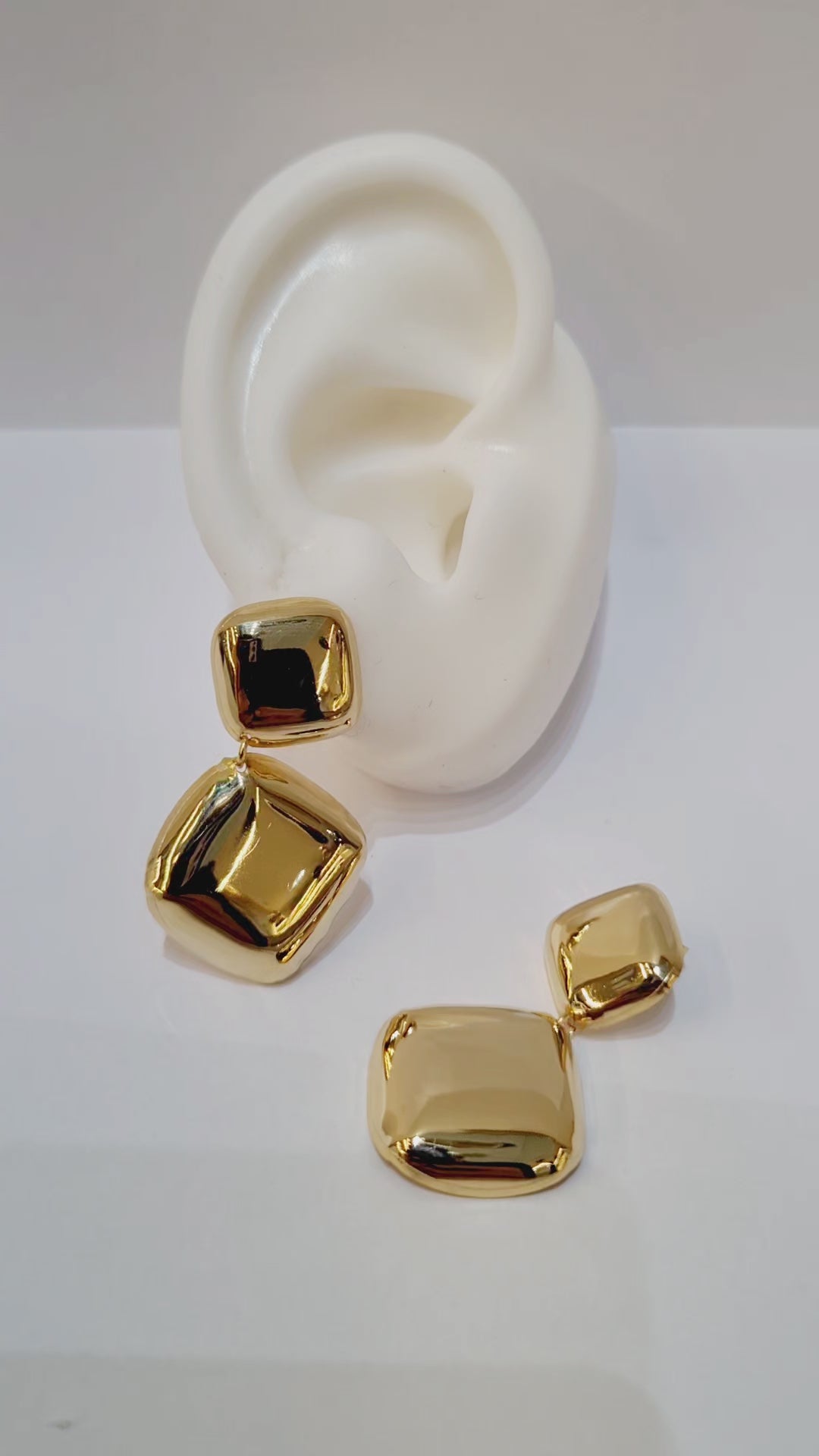 Brinco Quadrado Duplo