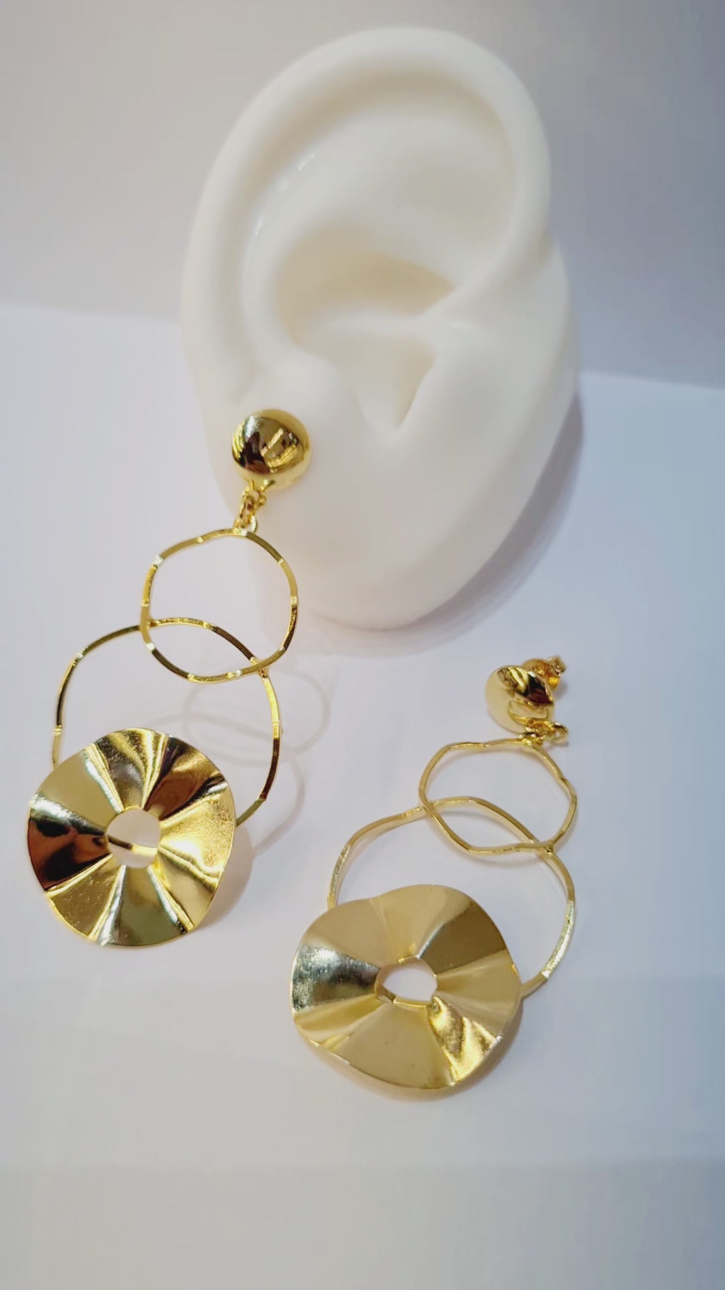 Brinco Geométrico Moderno