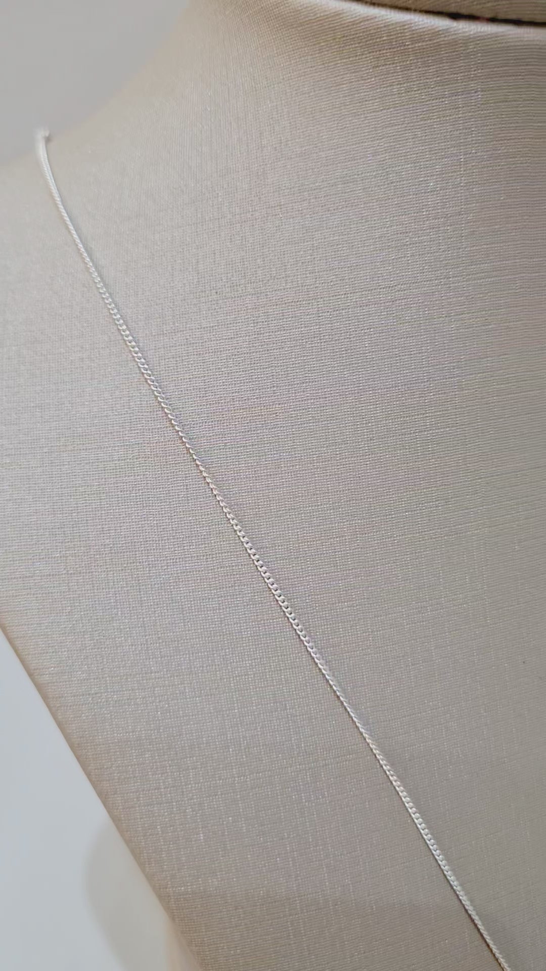 Colar em Prata 925 com Zircônias