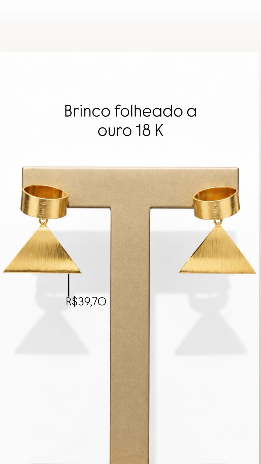 Brinco Orgânico Triângulo Folheado